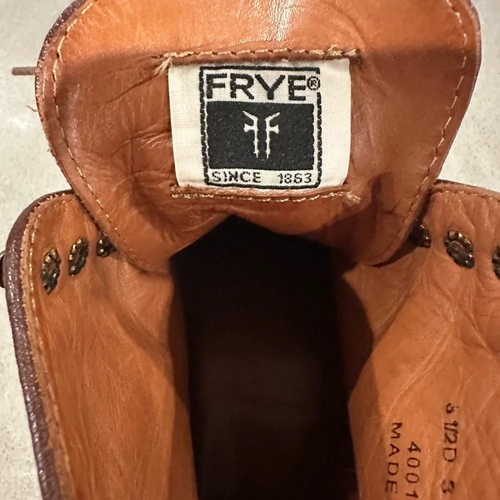 Men's Frye Leather Lace-Up Chukka Boots